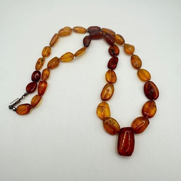 19" All genuine Amber beaded necklace with barrel clasp! - Picture 12 of 12
